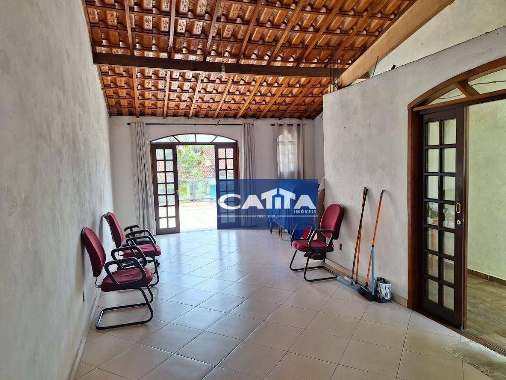 Casa à venda com 3 quartos, 218m² - Foto 21