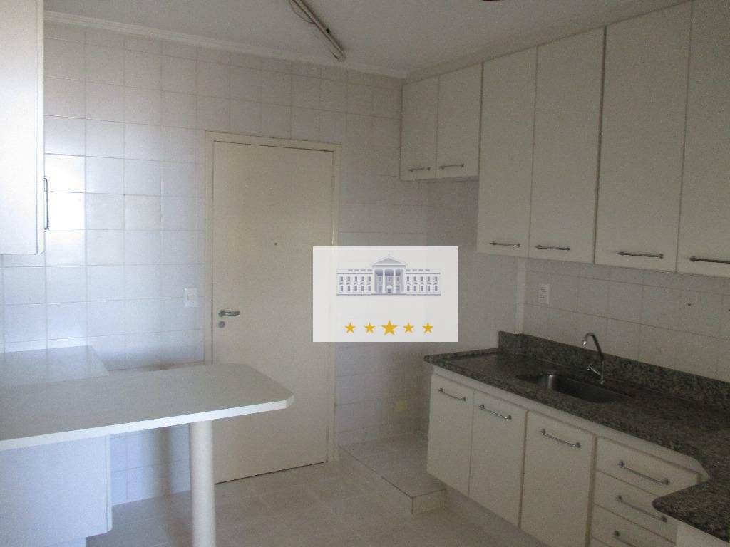 Apartamento à venda com 3 quartos, 104m² - Foto 2