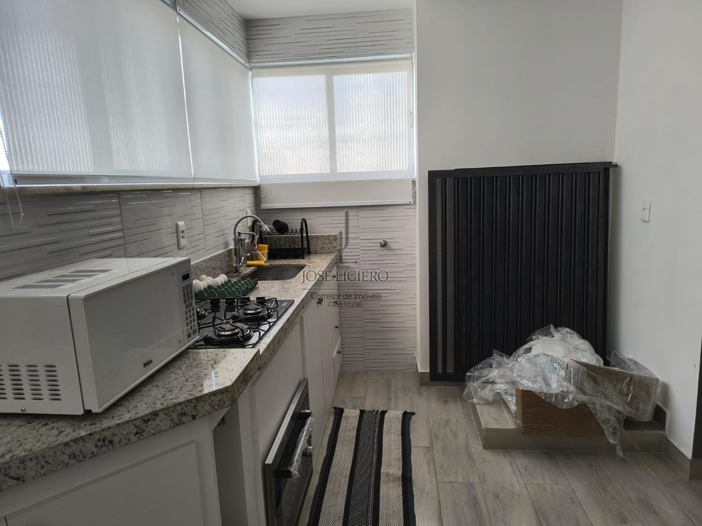 Apartamento à venda com 2 quartos, 75m² - Foto 22