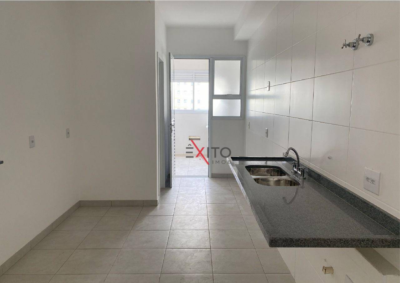 Apartamento à venda com 4 quartos, 160m² - Foto 3