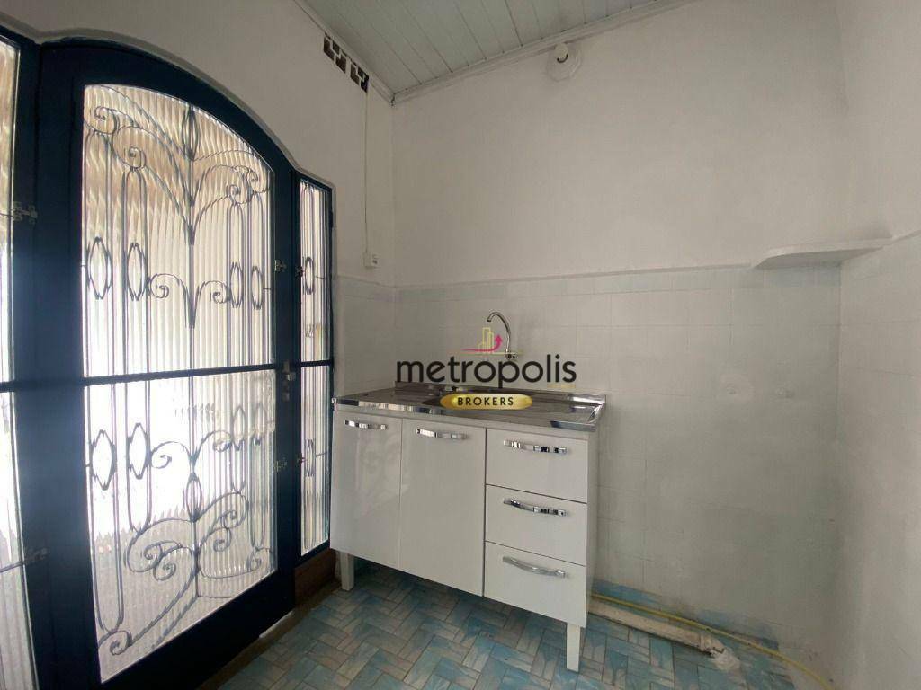 Casa à venda e aluguel com 1 quarto, 46m² - Foto 2