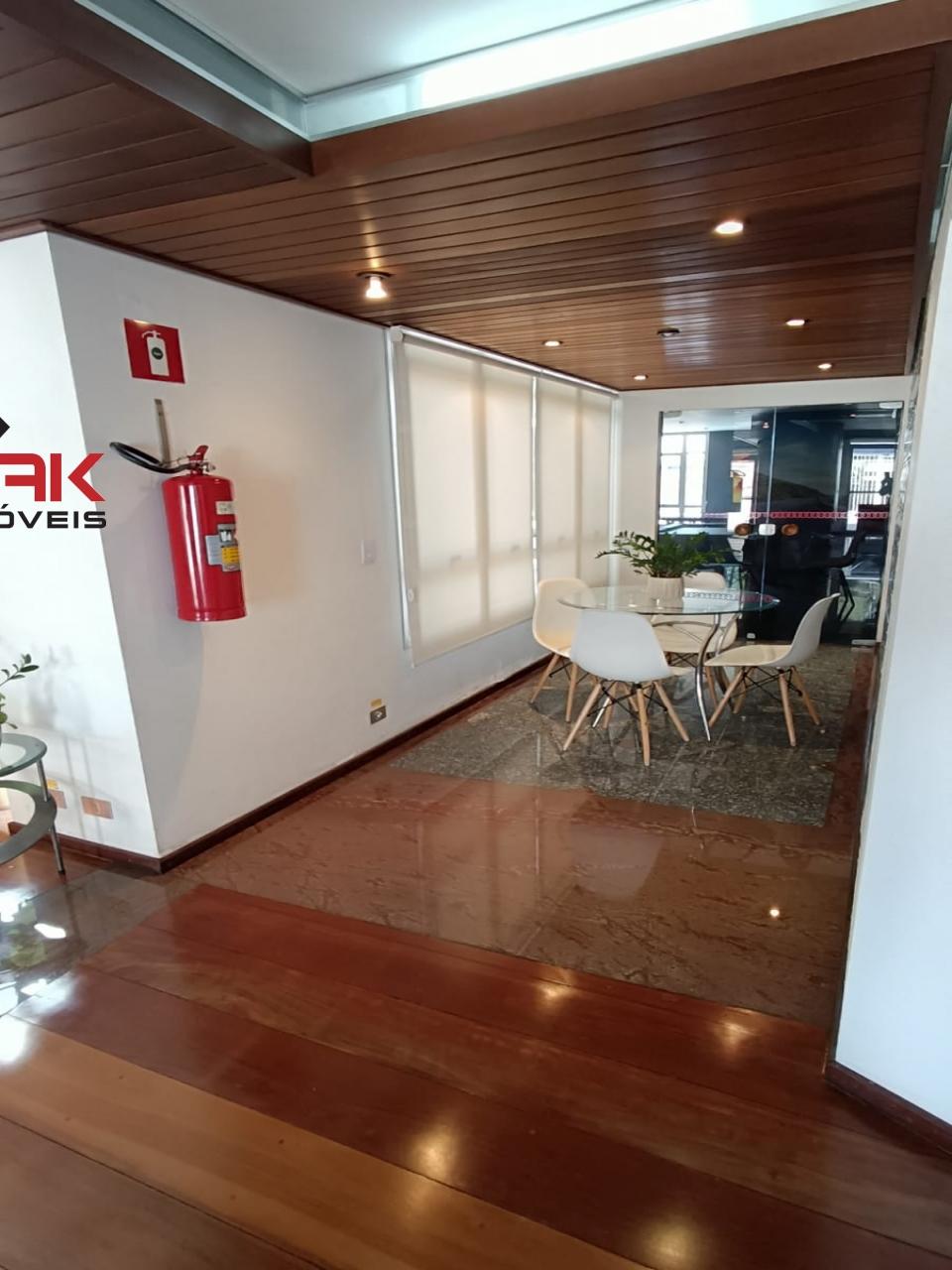 Apartamento para alugar com 3 quartos, 127m² - Foto 19