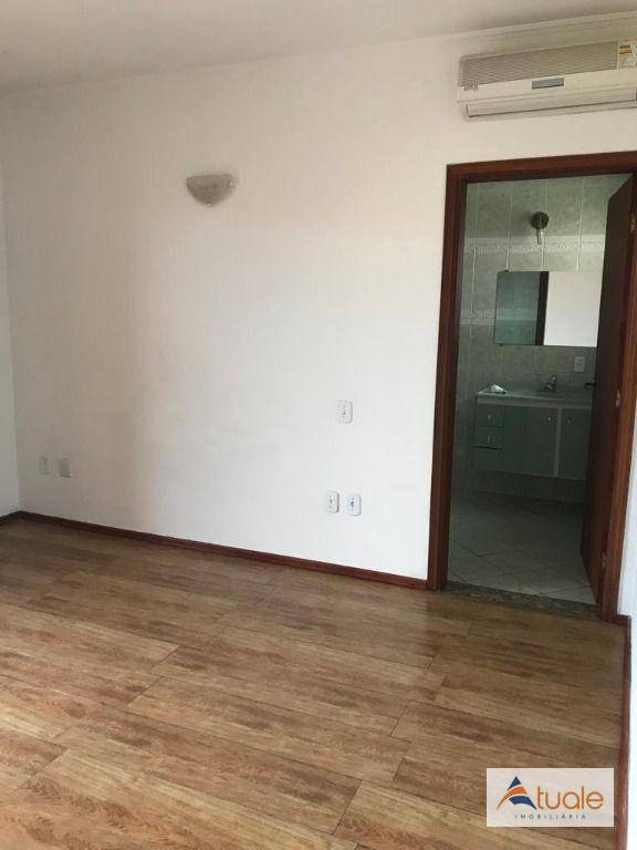 Casa à venda com 4 quartos, 220m² - Foto 11