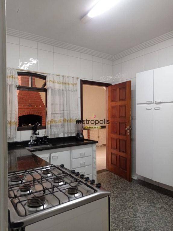 Sobrado à venda com 3 quartos, 240m² - Foto 11