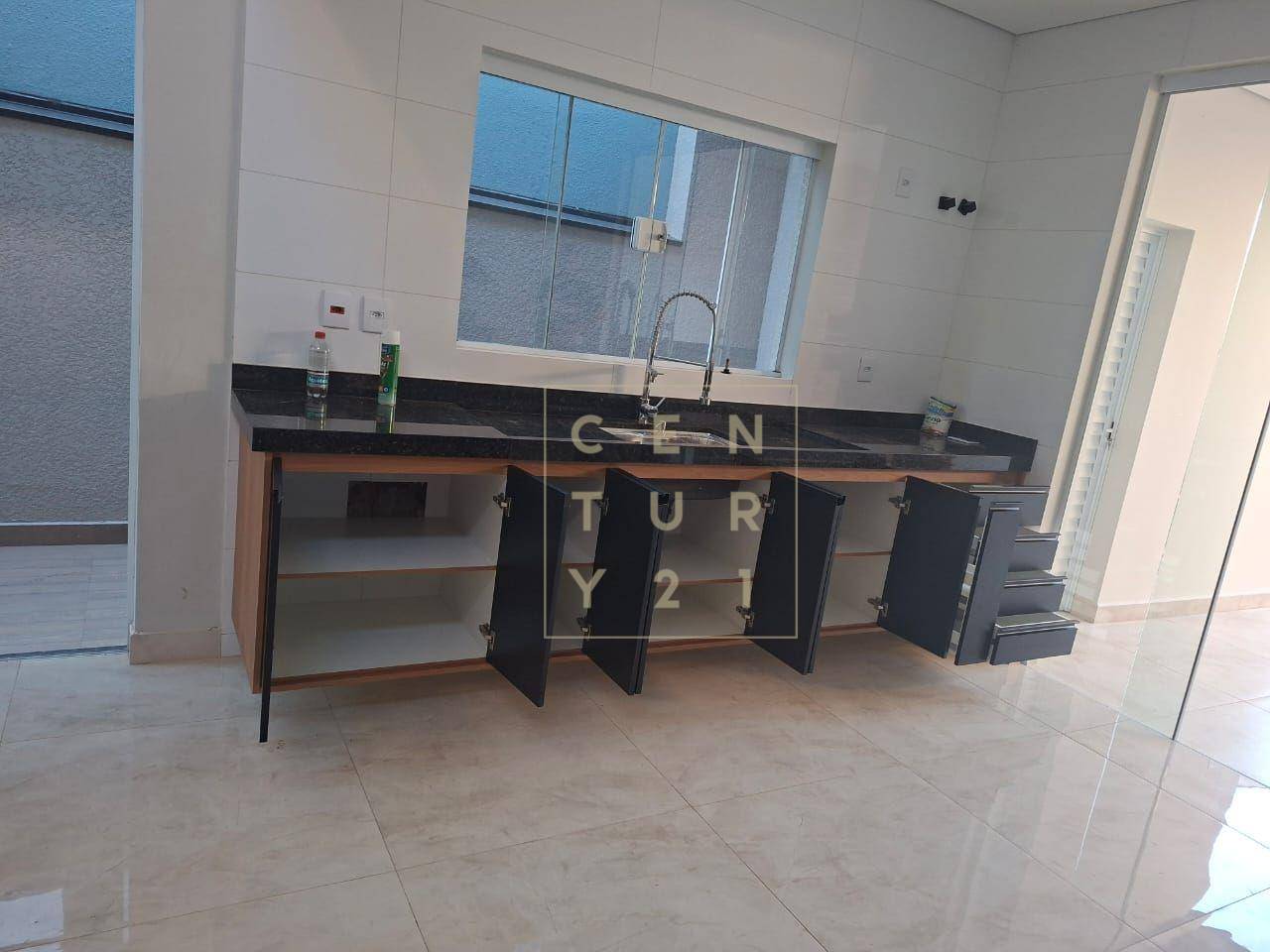Casa de Condomínio à venda com 3 quartos, 192m² - Foto 4