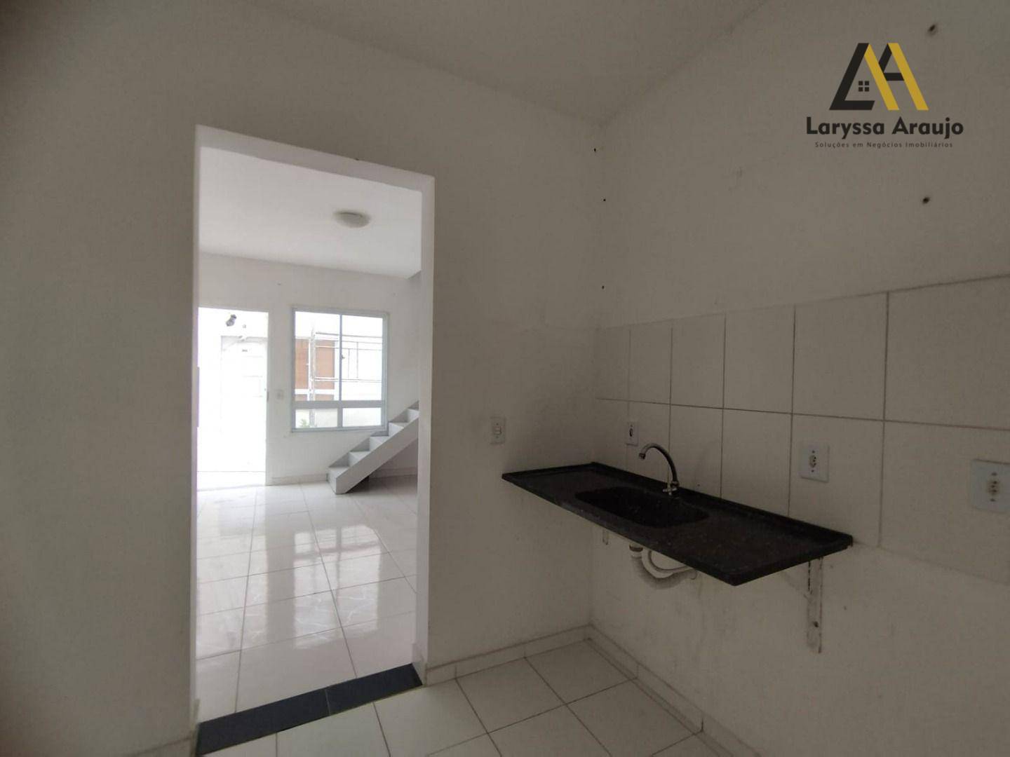 Casa à venda com 2 quartos, 50m² - Foto 16