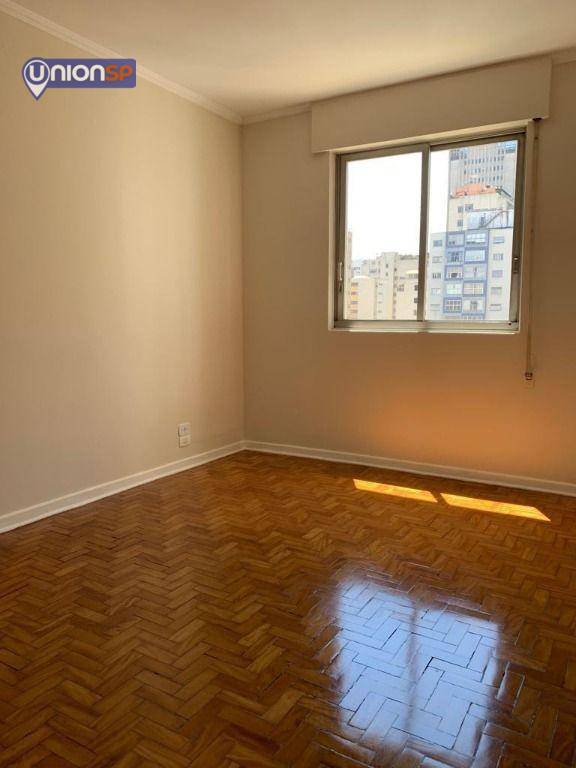 Apartamento à venda com 3 quartos, 110m² - Foto 8