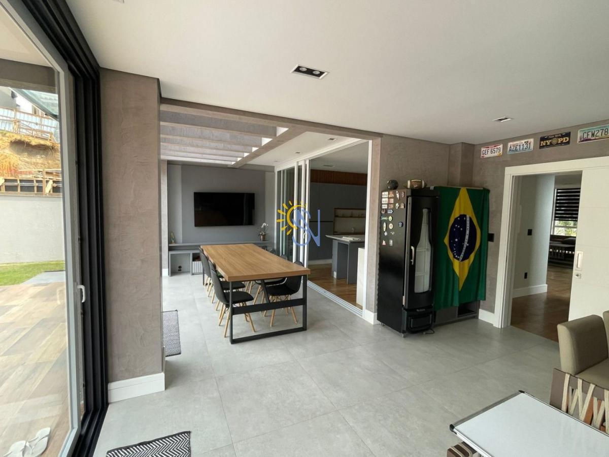 Sobrado para alugar com 4 quartos, 400m² - Foto 7