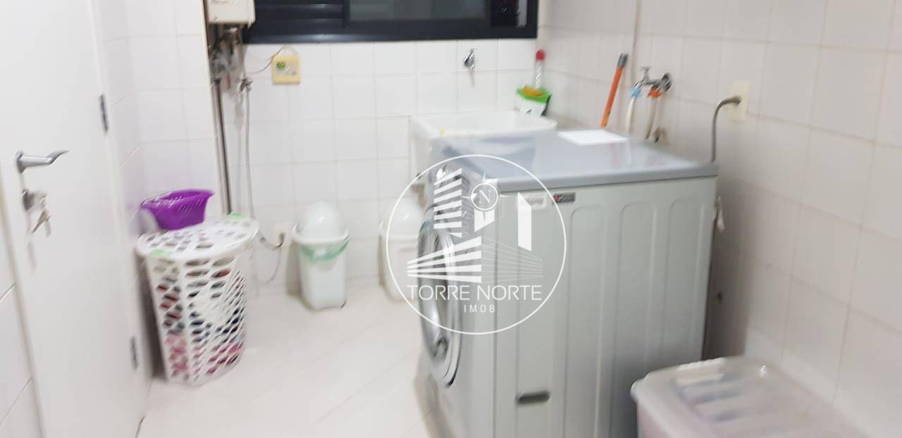 Apartamento à venda com 3 quartos, 167m² - Foto 11