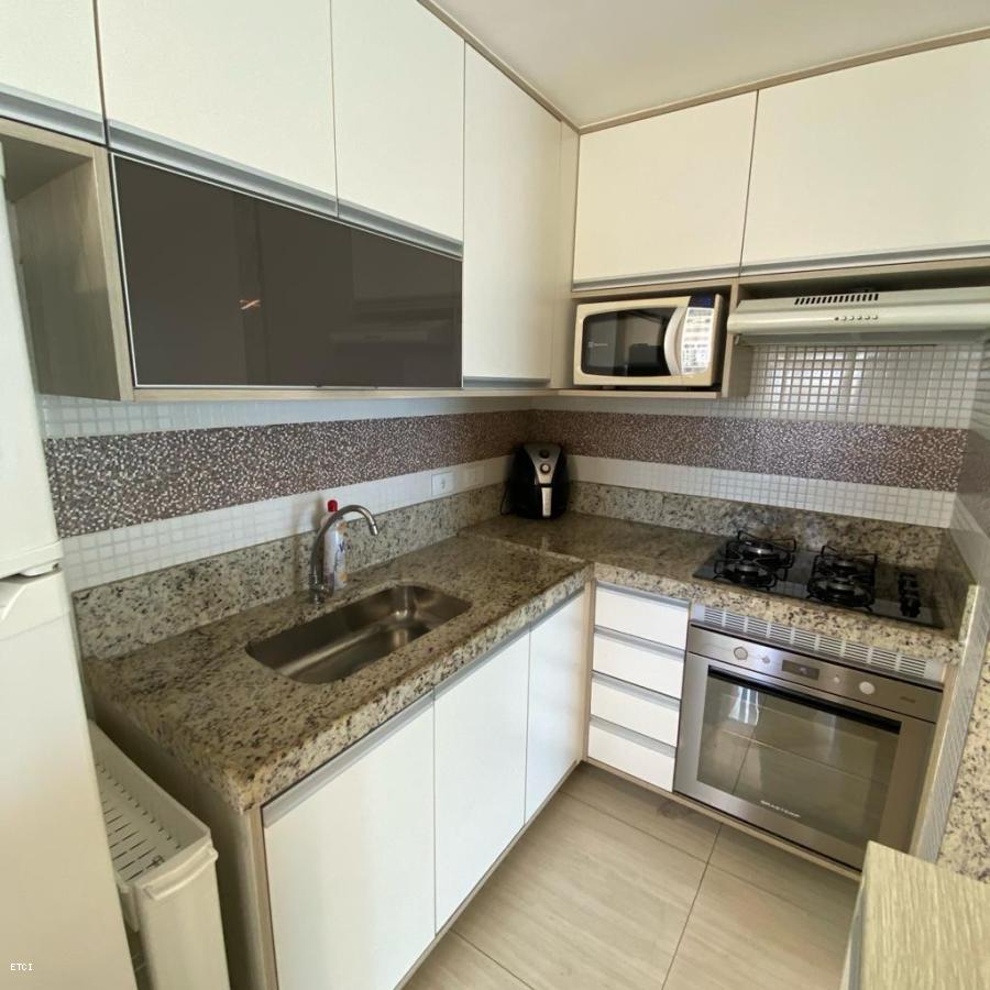 Apartamento à venda com 2 quartos, 74m² - Foto 1