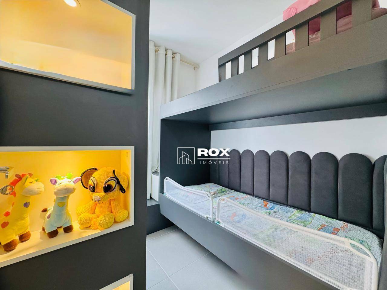 Apartamento à venda com 2 quartos, 67m² - Foto 11
