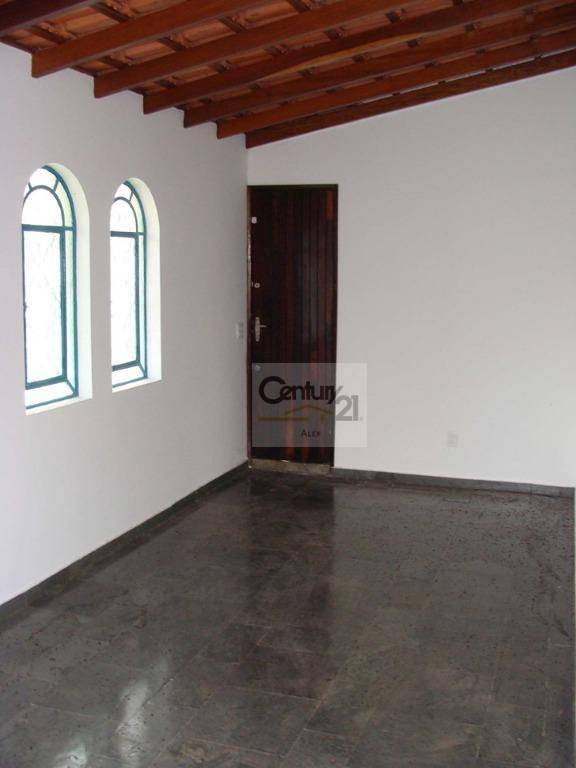 Casa à venda com 4 quartos, 330m² - Foto 6