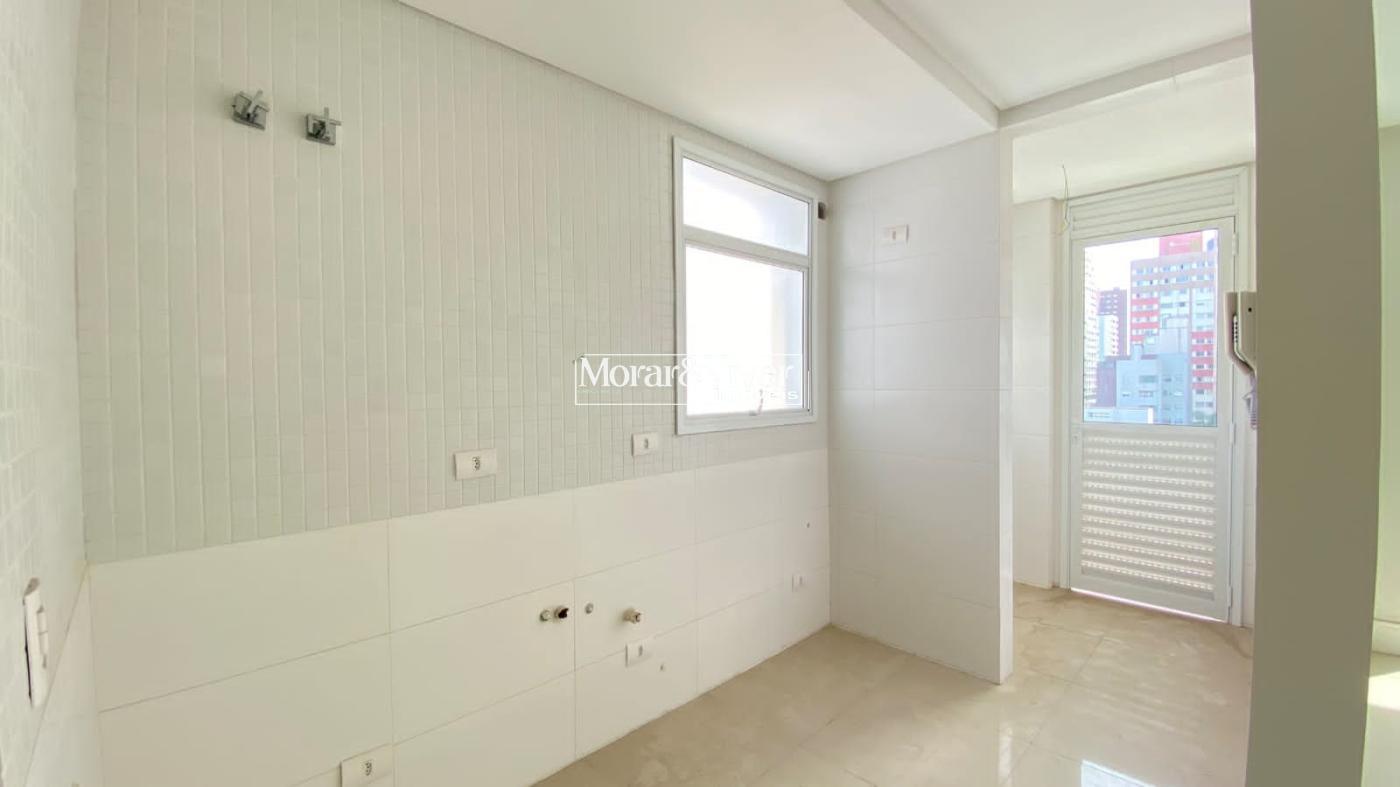 Apartamento à venda com 2 quartos, 73m² - Foto 31