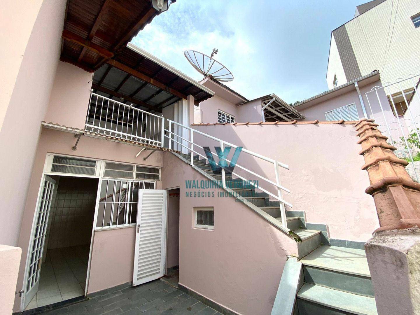 Casa à venda com 3 quartos, 148m² - Foto 3