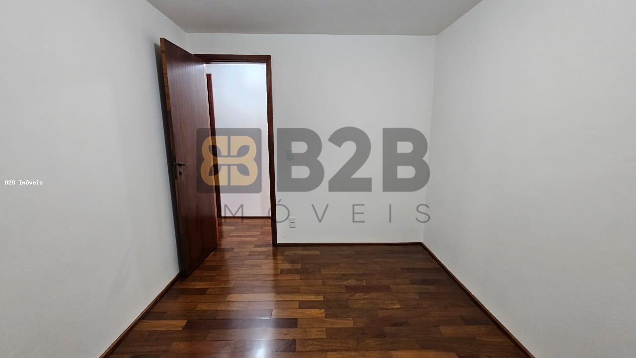 Apartamento à venda com 3 quartos, 96m² - Foto 11