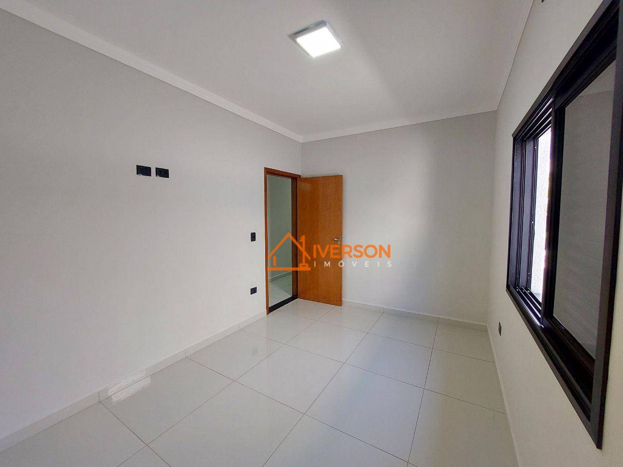 Casa à venda com 4 quartos, 184m² - Foto 19