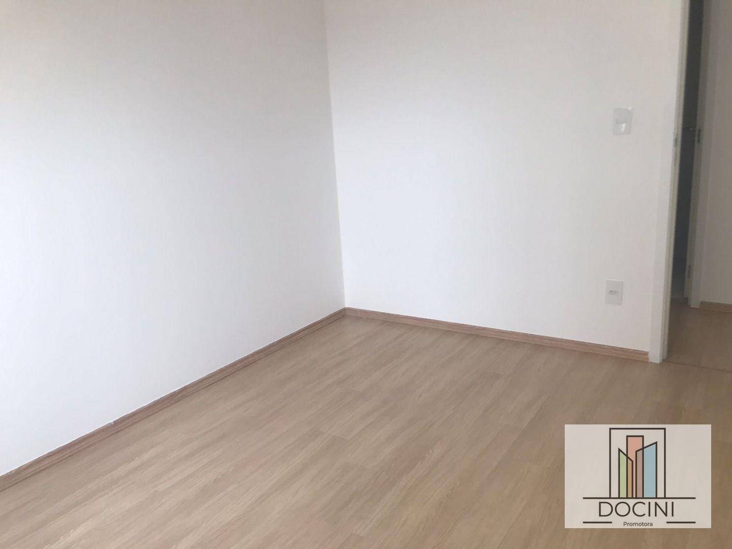 Apartamento à venda com 2 quartos, 61m² - Foto 11