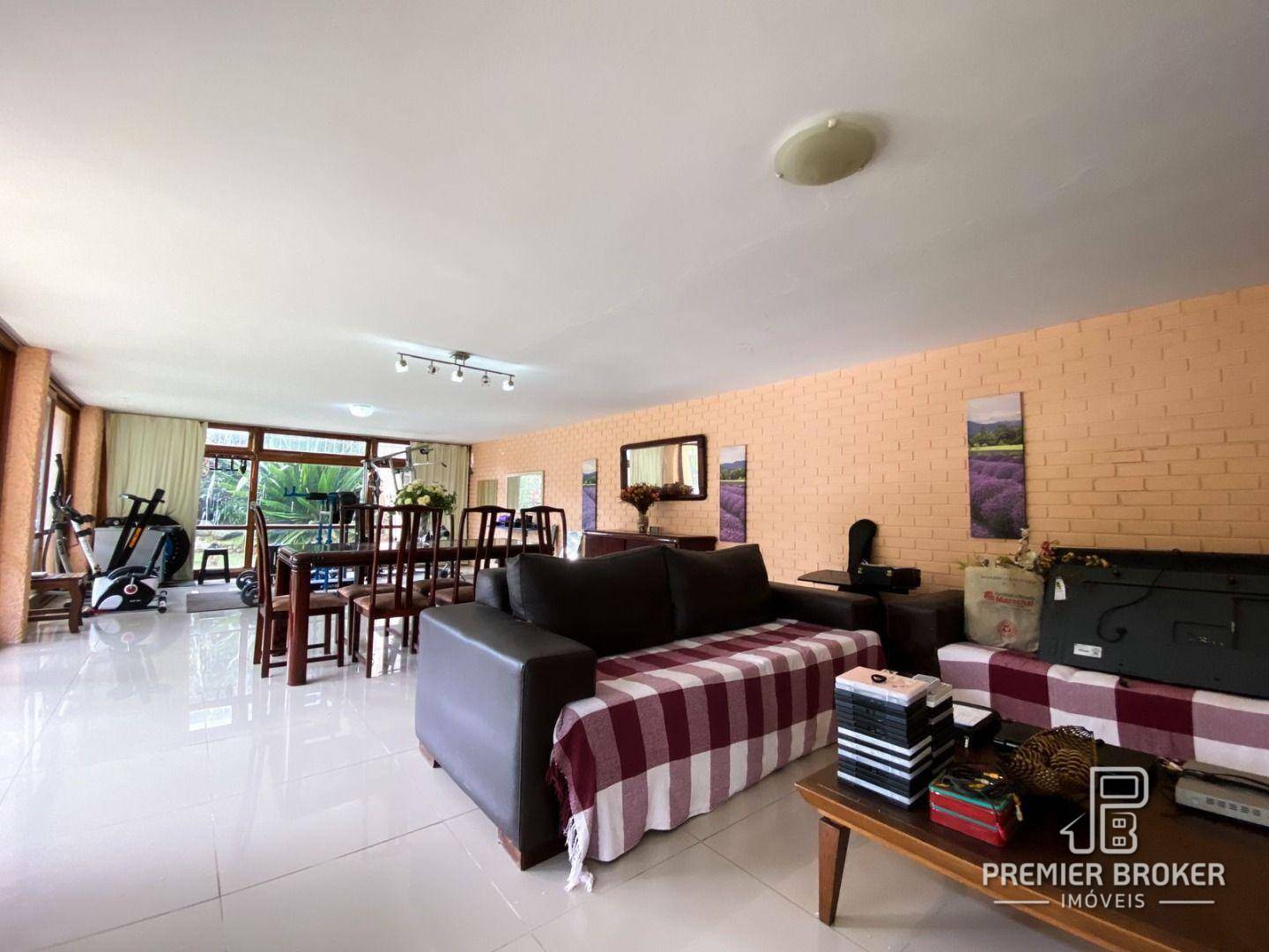 Casa à venda com 4 quartos, 224m² - Foto 10