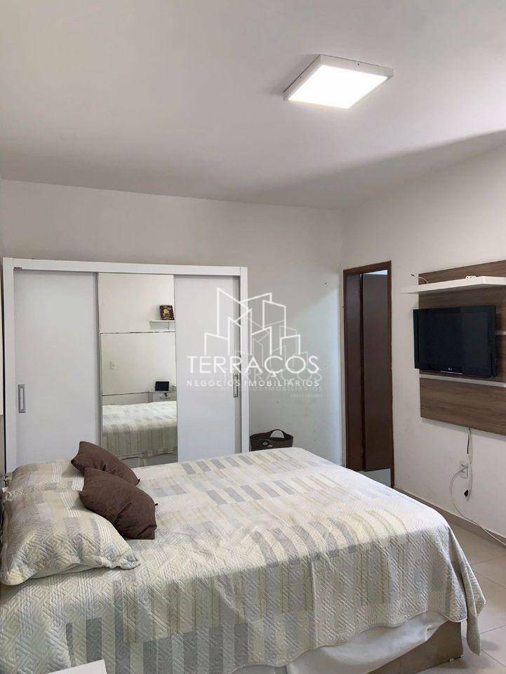 Casa à venda com 3 quartos, 149m² - Foto 6