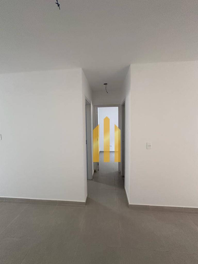 Casa à venda com 1 quarto, 28m² - Foto 2