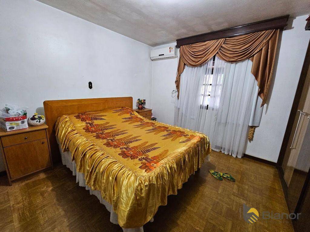 Casa à venda com 3 quartos, 200m² - Foto 15