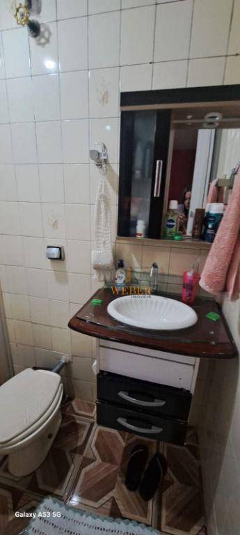 Sobrado à venda com 2 quartos, 189m² - Foto 48