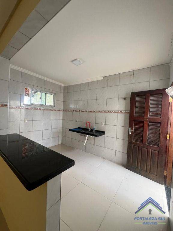 Casa à venda com 3 quartos, 88m² - Foto 14