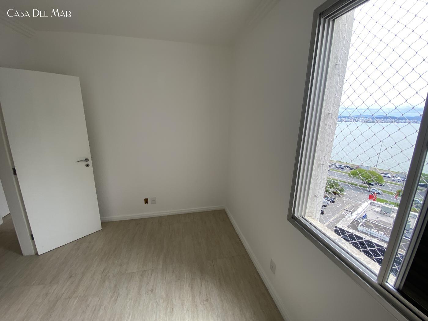 Apartamento à venda com 3 quartos, 101m² - Foto 22