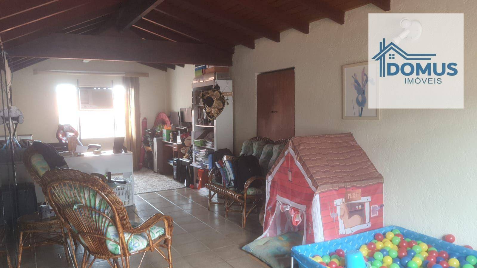 Casa de Condomínio à venda com 3 quartos, 184m² - Foto 4