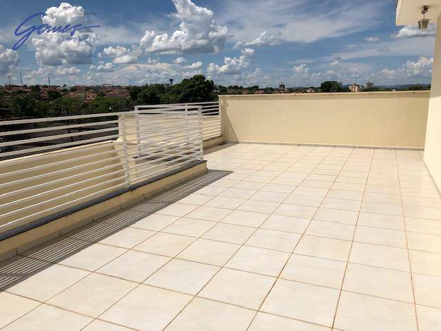 Sobrado à venda com 2 quartos, 244m² - Foto 7