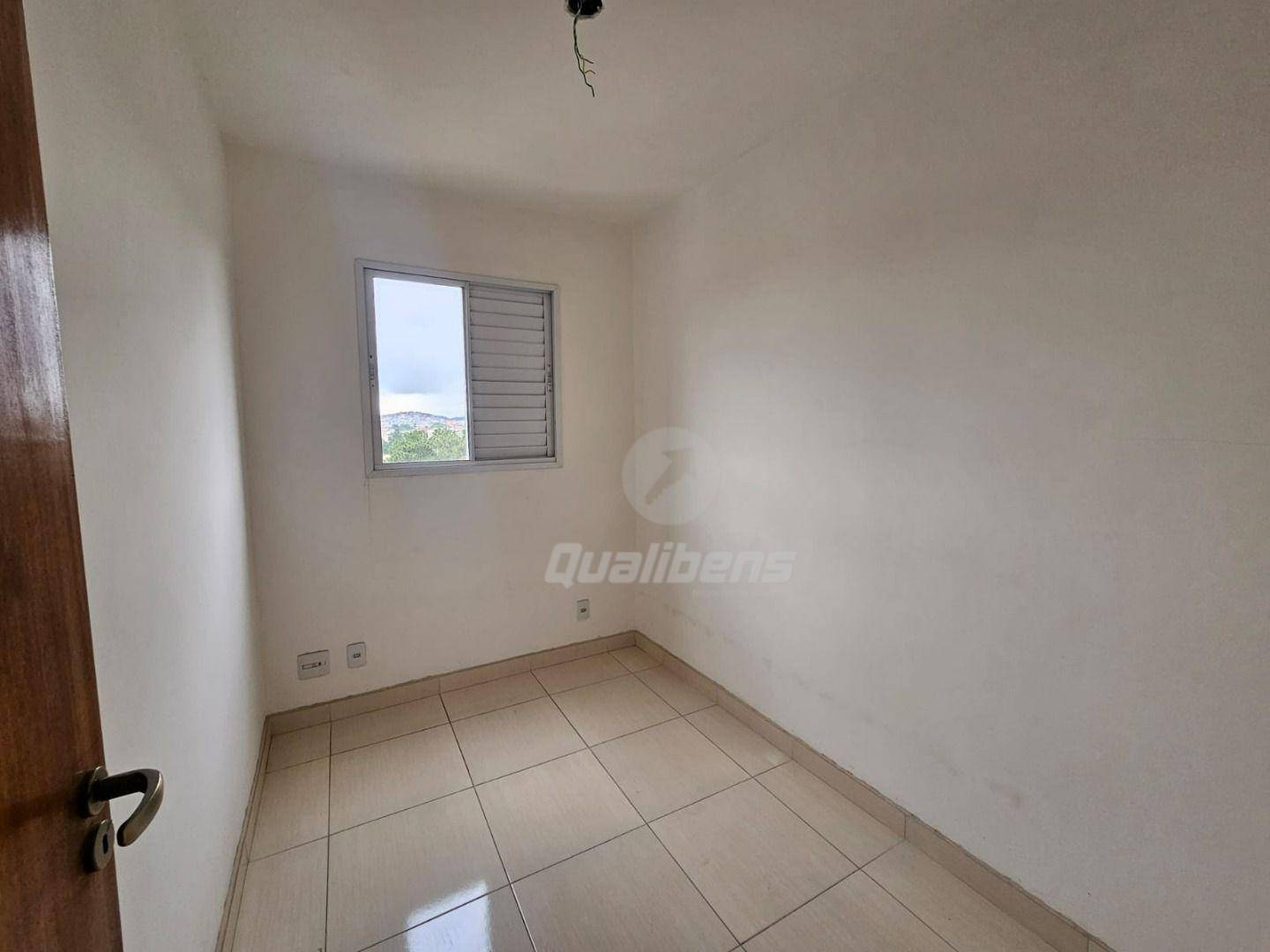 Apartamento à venda com 3 quartos, 50m² - Foto 7