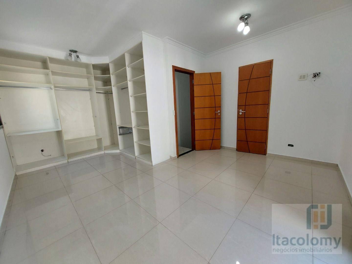 Casa de Condomínio para alugar com 3 quartos, 180m² - Foto 34