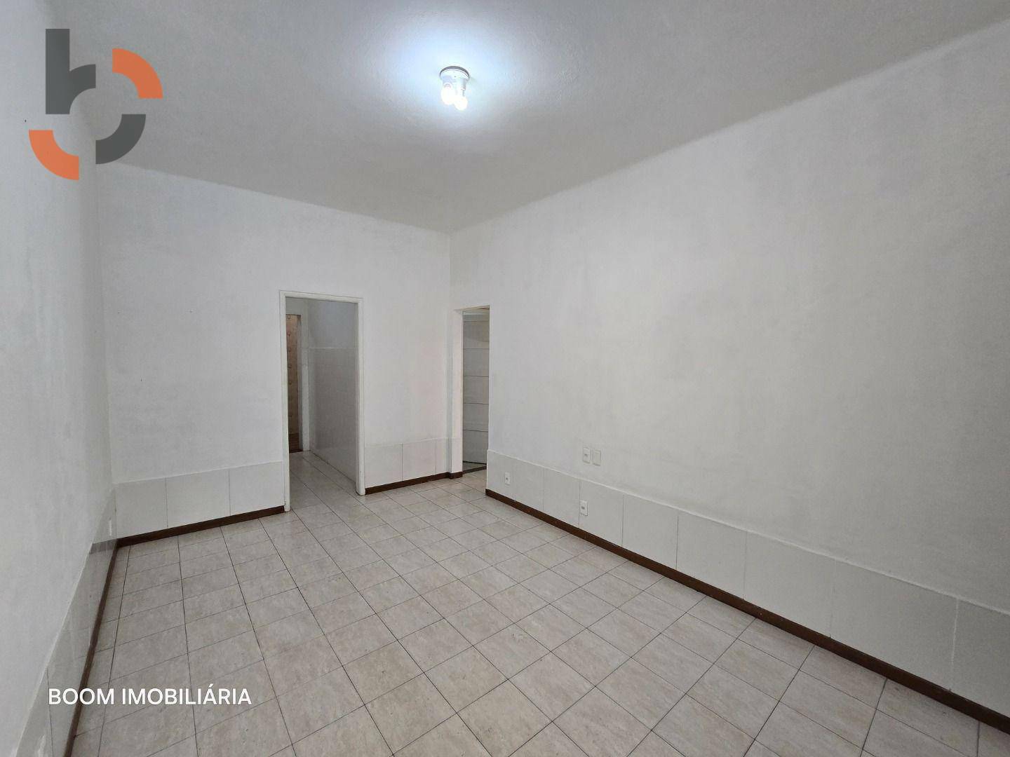 Apartamento para alugar com 2 quartos, 97m² - Foto 4