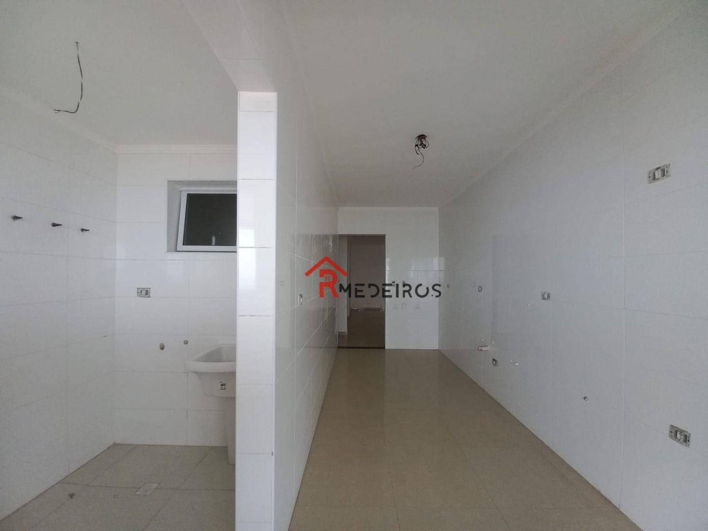 Apartamento à venda com 3 quartos, 172m² - Foto 9