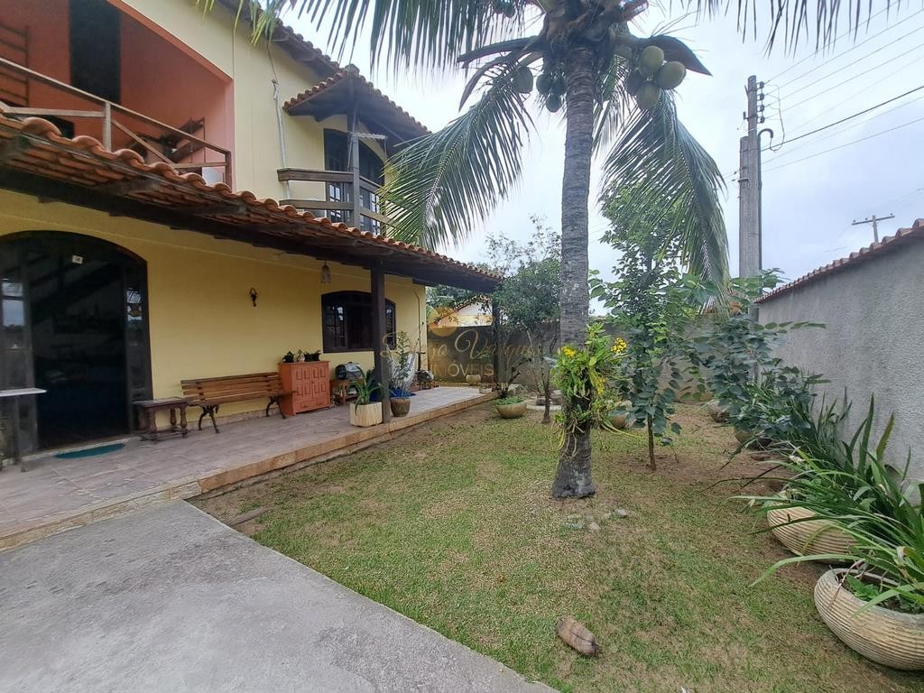 Casa à venda com 4 quartos, 360m² - Foto 2