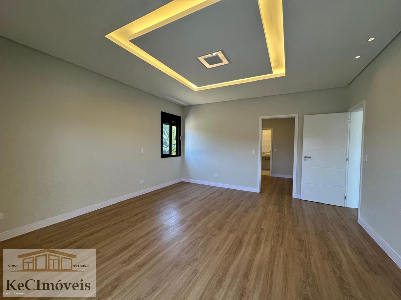 Sobrado à venda com 5 quartos, 450m² - Foto 4