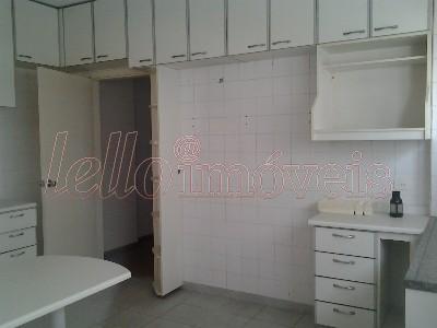 Apartamento para alugar com 4 quartos, 130m² - Foto 15