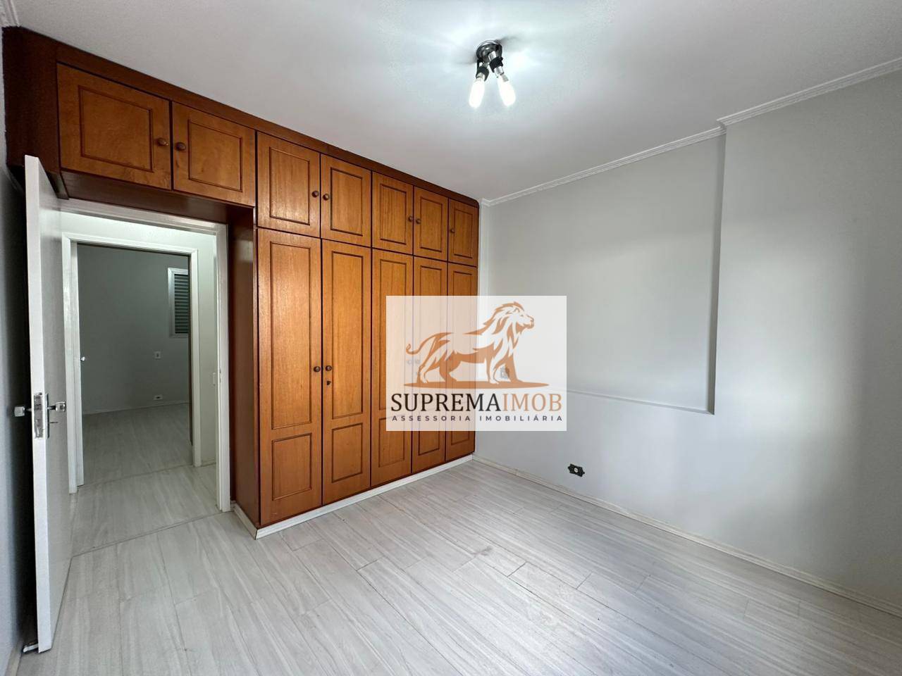 Apartamento à venda com 3 quartos, 127m² - Foto 18