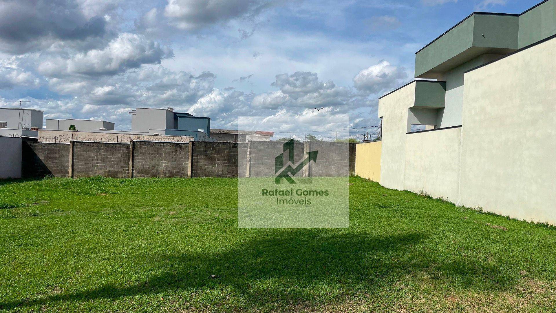 Terreno, 332 m² - Foto 1