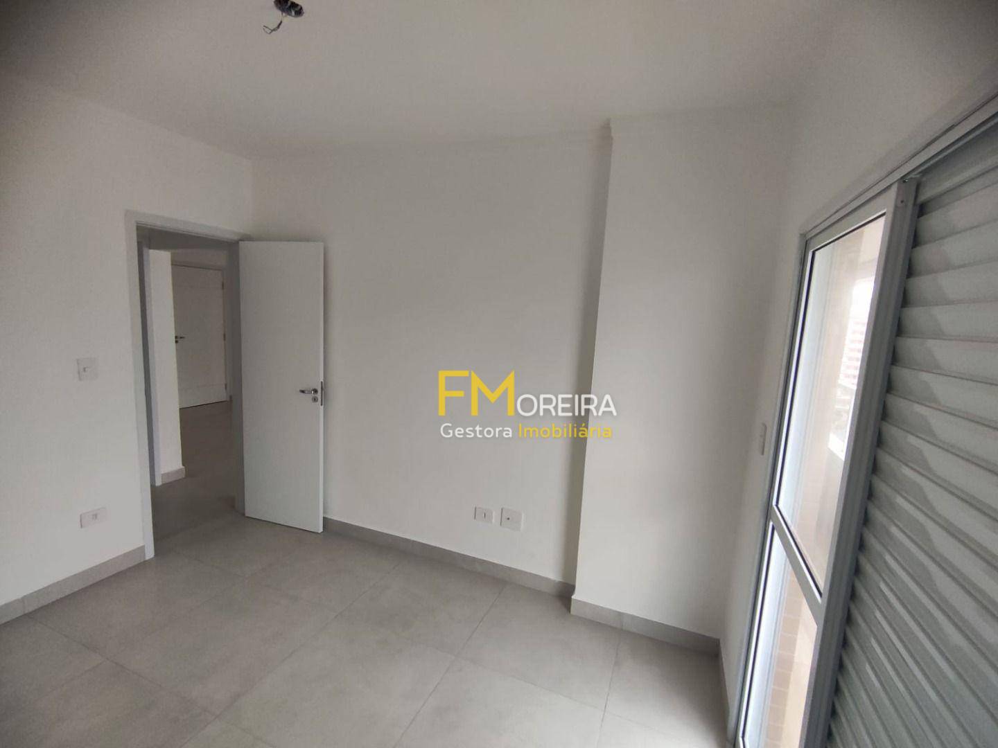 Apartamento à venda com 2 quartos, 76m² - Foto 3