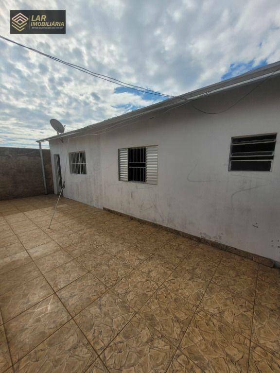 Casa para alugar com 3 quartos, 140m² - Foto 28