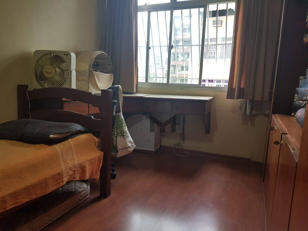 Apartamento à venda com 3 quartos, 200m² - Foto 16