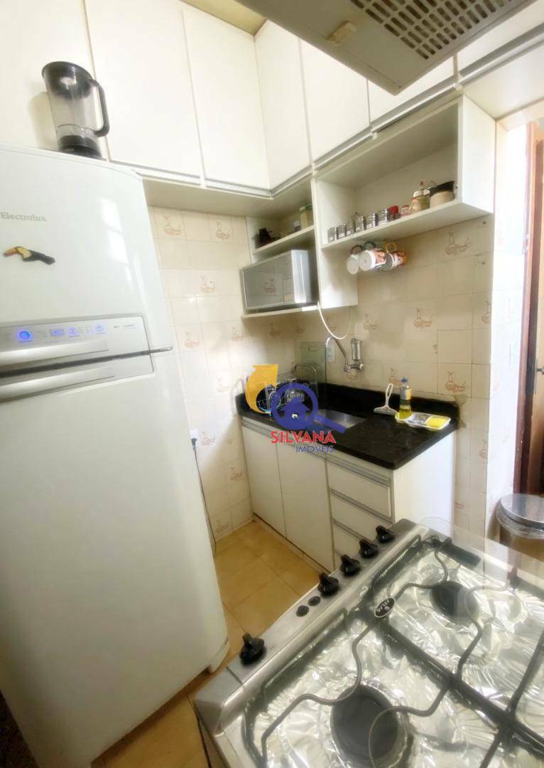 Apartamento à venda com 2 quartos, 68m² - Foto 6