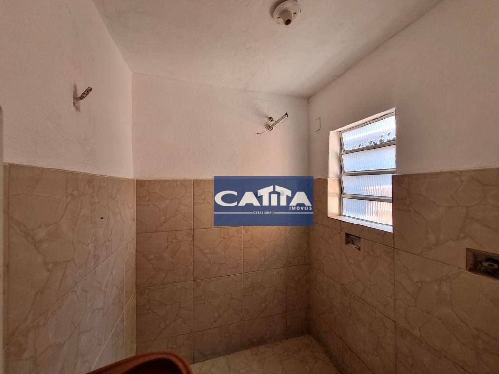 Casa para alugar com 1 quarto, 75m² - Foto 16