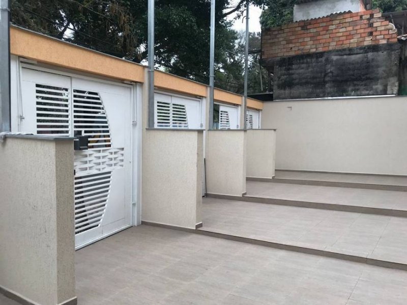 Sobrado à venda com 2 quartos, 75m² - Foto 4