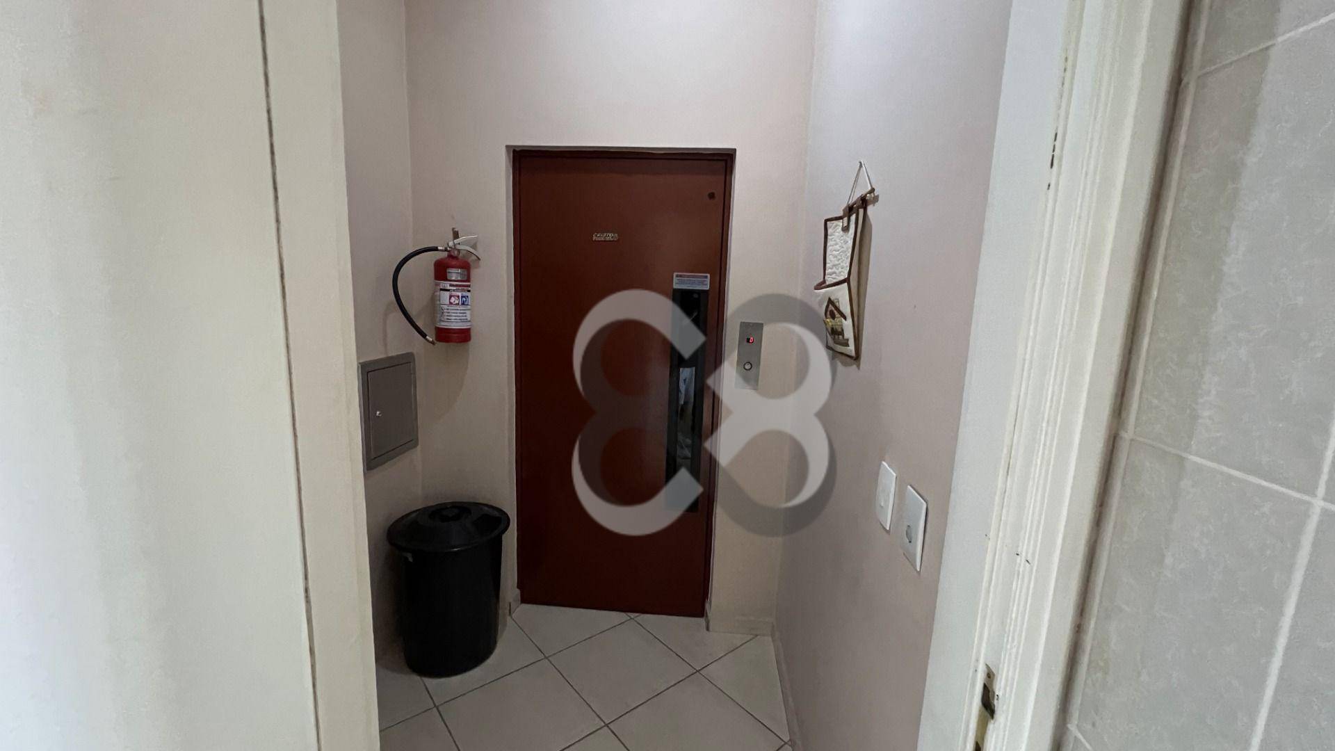 Apartamento à venda com 3 quartos, 168m² - Foto 24