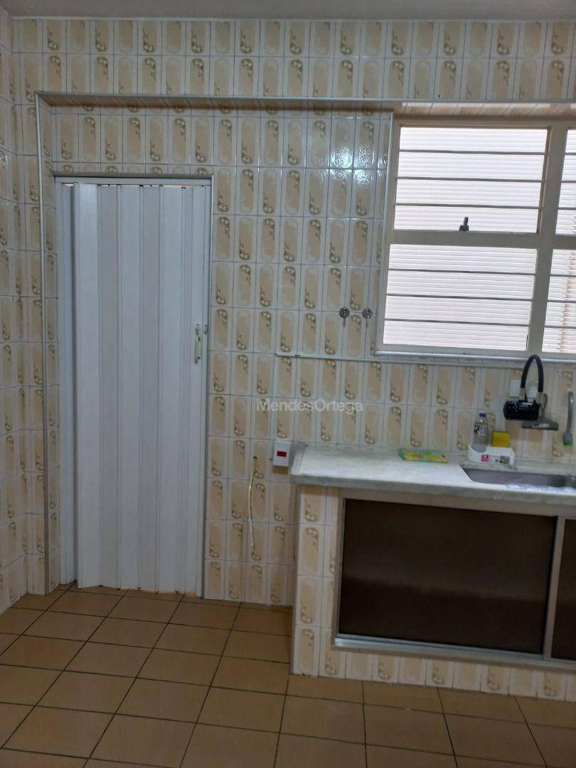 Apartamento para alugar com 2 quartos, 65m² - Foto 16