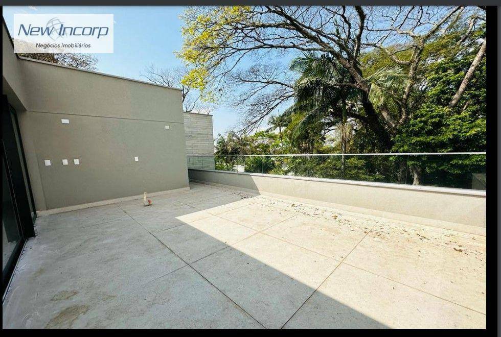 Casa à venda com 3 quartos, 740m² - Foto 4