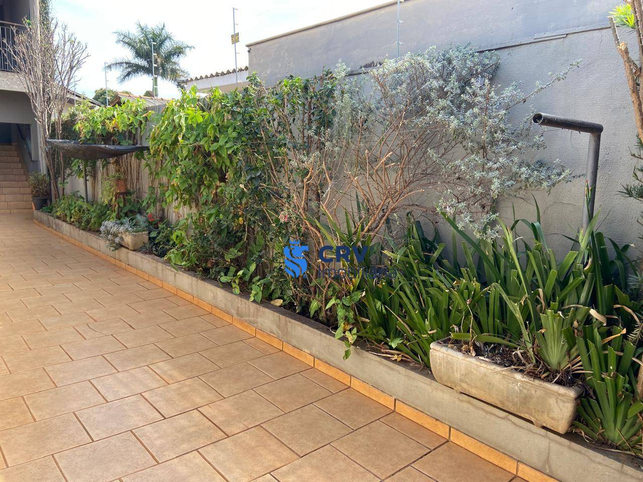 Casa, 10 quartos, 258 m² - Foto 4