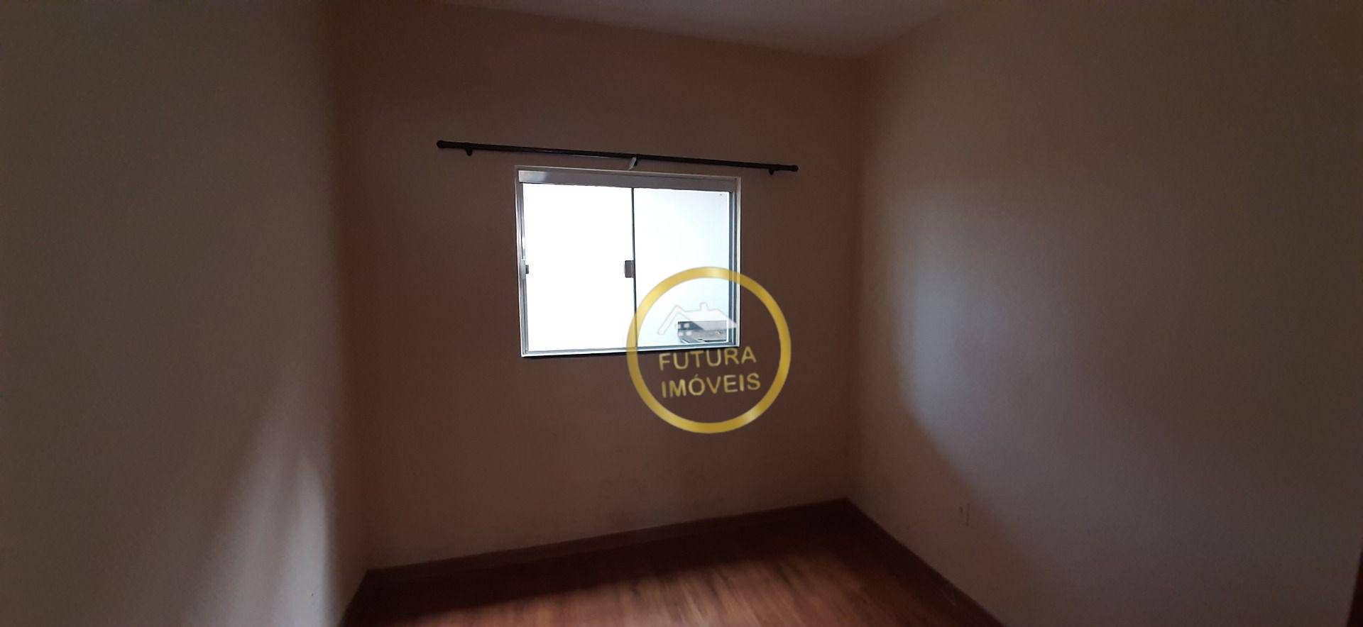 Casa para alugar com 2 quartos, 70m² - Foto 7